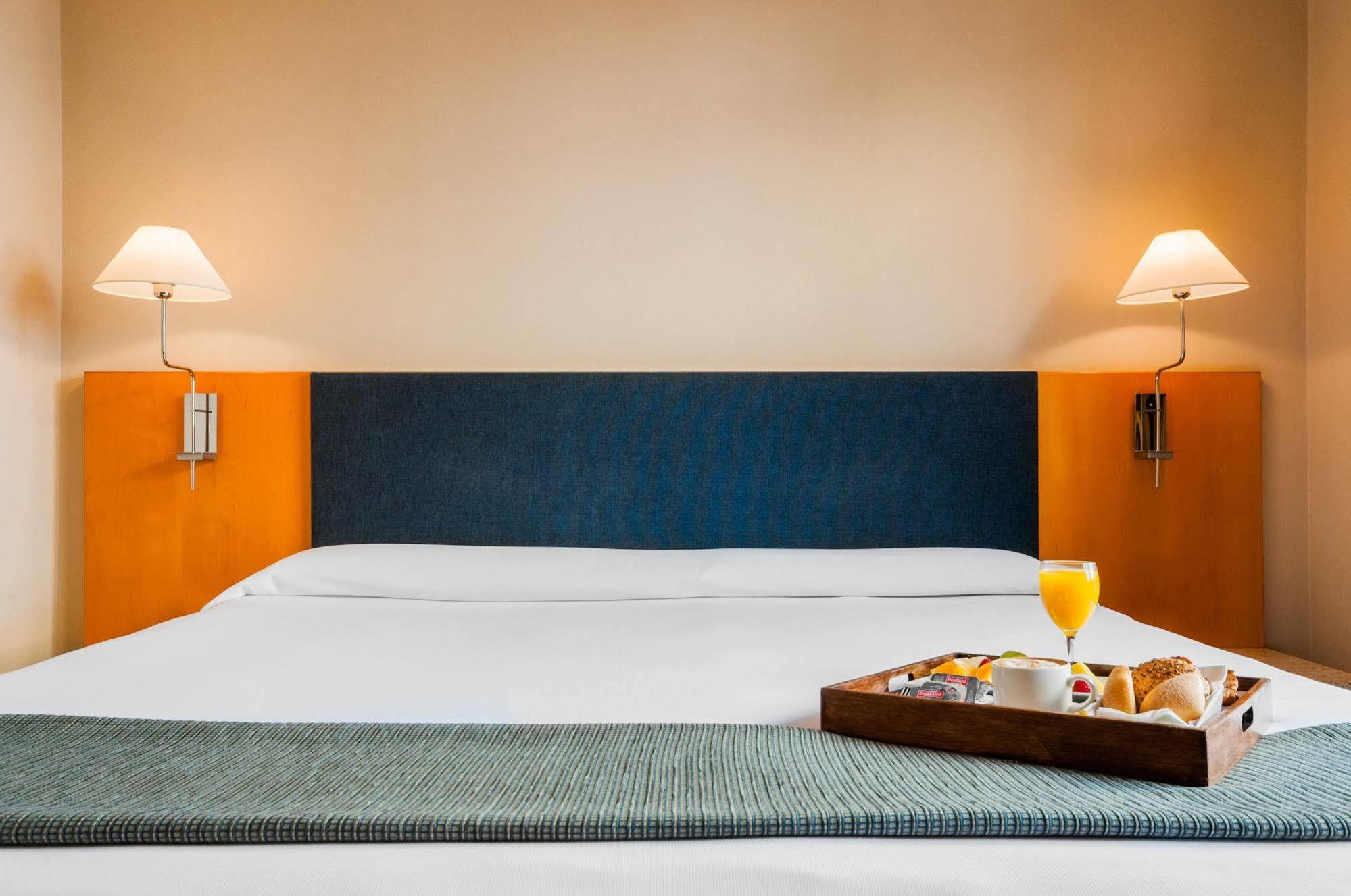 Hotel Villacarlos Valencia Ngoại thất bức ảnh